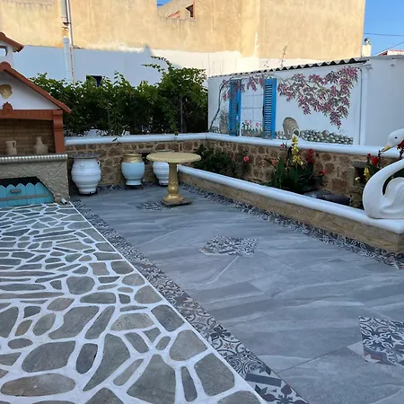 Voula's * Elafóniszosz
